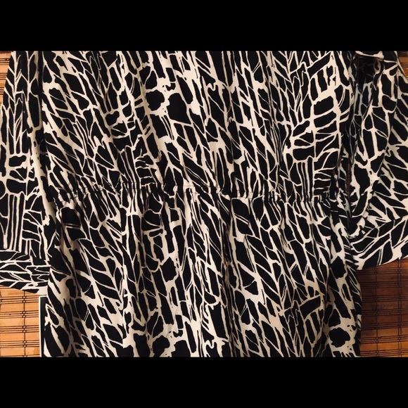 NWT Alfani Abstraction Size Mini dress /long top - Picture 5 of 6